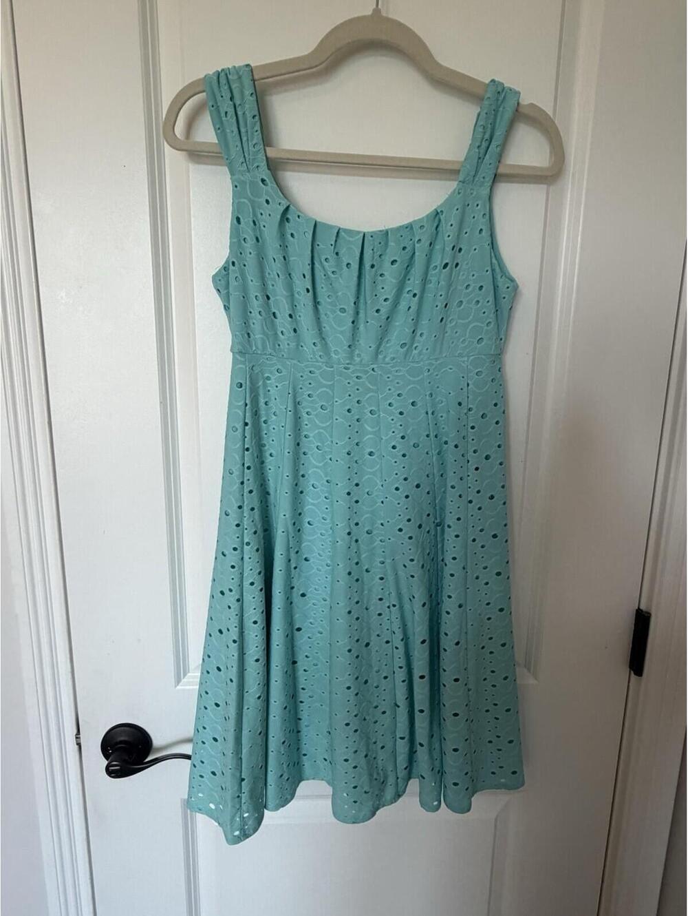 Glimpse Dress womens Aqua Colored Size 8 Eyelet Sleeveless